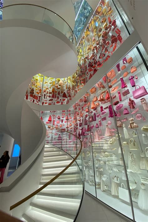 durée visite galerie dior